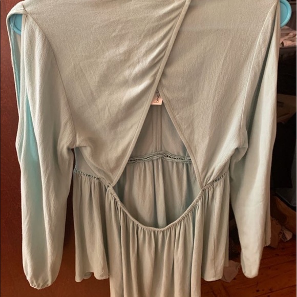 Blouse with cutout back - New with Tags - Picture 2 of 5